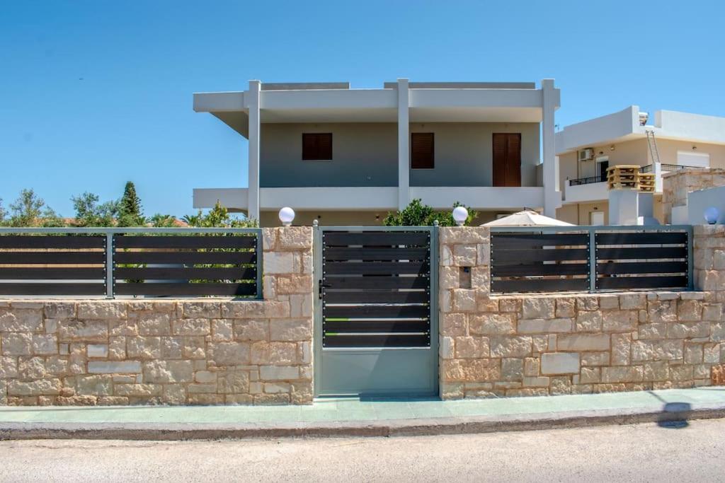 Md Residence Near The Beach W Bbq And Private Parking Hersonissos  Esterno foto